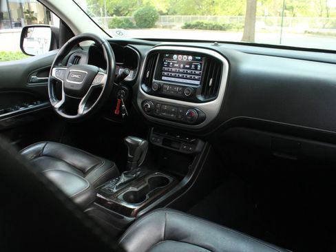 Used 2017 GMC Canyon SLT AWD/4WD image 24