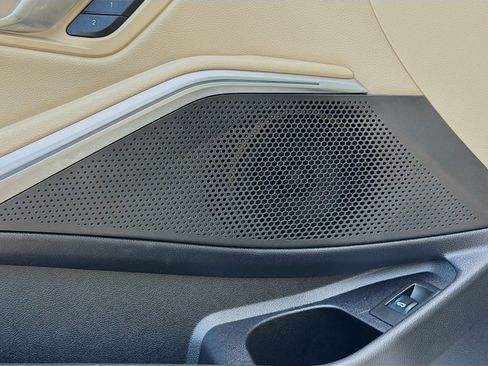 Used 2023 BMW 330i Sedan w/ Driving Assistance Package image 26