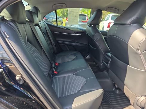 Used 2023 Toyota Camry SE FWD image 14