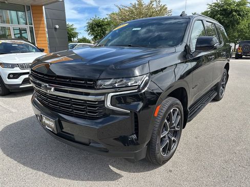 Used 2021 Chevrolet Tahoe RST w/ Luxury Package AWD/4WD image 2