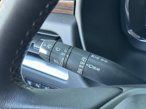 Used 2024 Chevrolet Tahoe Premier w/ Advanced Technology Package image 35