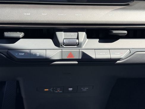 New 2026 Kia EV9 Wind image 26