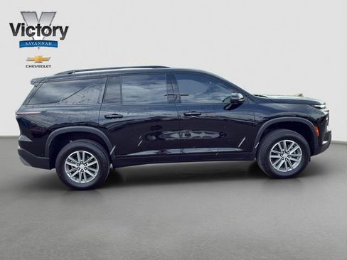 Used 2024 Chevrolet Traverse Z71 w/ Enhanced Driving Package AWD/4WD image 8