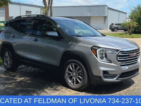 Certified 2023 GMC Terrain SLT FWD image 2