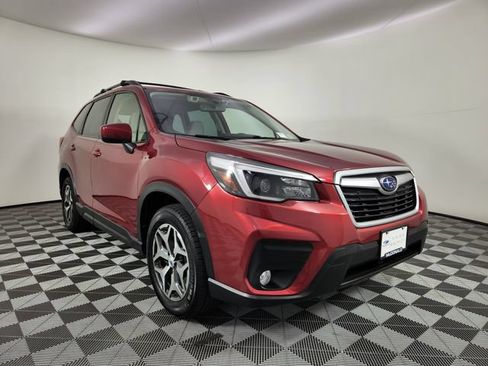 Used 2021 Subaru Forester Premium w/ Popular Package #1 AWD/4WD image 7