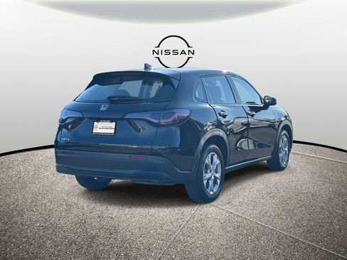 Used 2024 Honda HR-V LX image 5