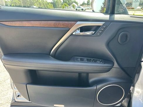 Used 2022 Lexus RX 350L Premium w/ Premium Package AWD/4WD image 12