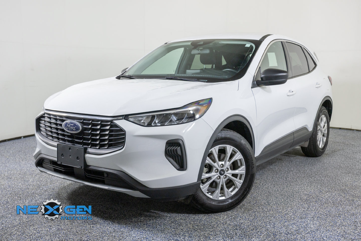 Used 2023 Ford Escape Active AWD/4WD image 4