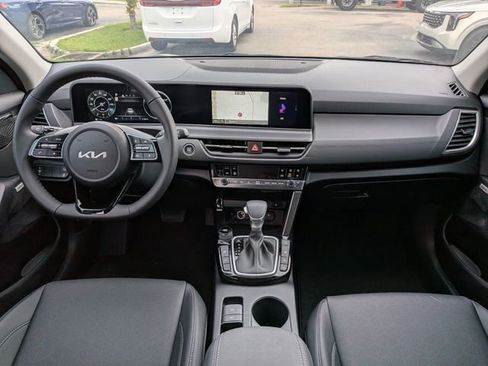 New 2026 Kia Seltos SX AWD/4WD image 17