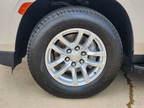 Used 2021 Chevrolet Tahoe LT RWD image 18