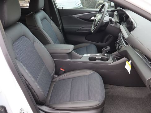New 2026 Buick Envista Sport Touring w/ Convenience I Package FWD image 21