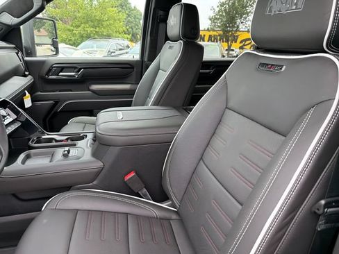New 2026 GMC Sierra 2500 AT4X w/ AT4X AEV Edition AWD/4WD image 19