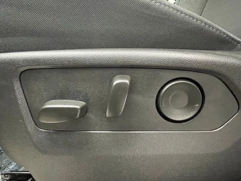 New 2025 Chevrolet Silverado 1500 LT image 10