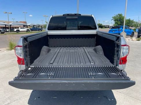 Used 2019 Nissan Titan PRO-4X w/ Pro-4x Convenience Package AWD/4WD image 30