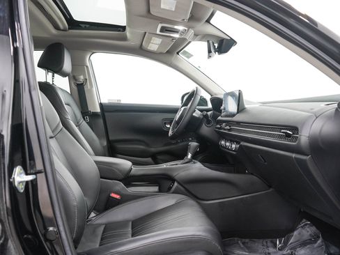 Used 2024 Honda HR-V EX-L image 12