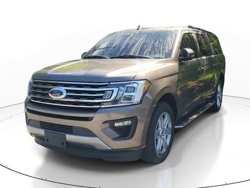 Used 2018 Ford Expedition Max XLT w/ Equipment Group 202A RWD image 3