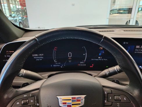 Used 2024 Cadillac XT4 Premium Luxury FWD image 21