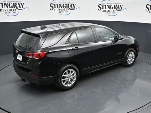 Used 2024 Chevrolet Equinox LS w/ Driver Confidence II Package FWD image 24