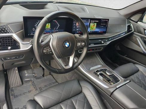 Used 2024 BMW X5 xDrive40i image 11