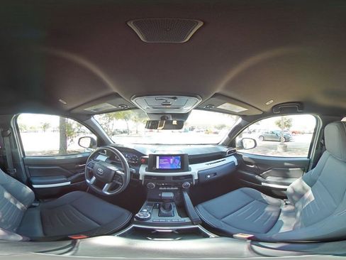 Used 2024 Toyota Tacoma TRD Off-Road image 41