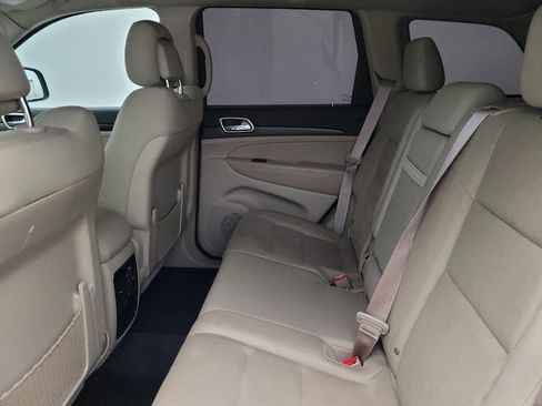 Used 2016 Jeep Grand Cherokee Laredo w/ Quick Order Package 23E image 18