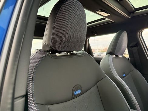 New 2025 MINI Cooper S image 17