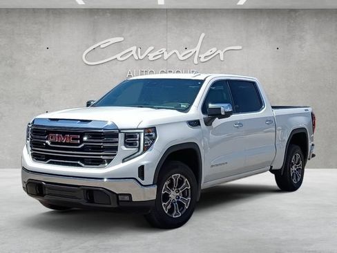 Used 2026 GMC Sierra 1500 SLT AWD/4WD image 1