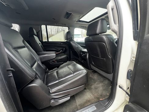Used 2015 Chevrolet Suburban LTZ image 14