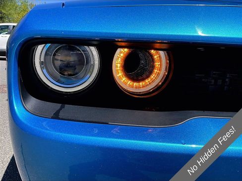 Used 2018 Dodge Challenger SRT Hellcat RWD image 27