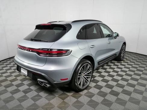 Certified 2026 Porsche Macan AWD/4WD image 30