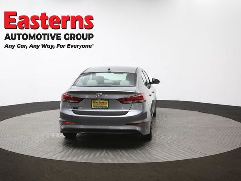 Used 2017 Hyundai Elantra SE w/ Cargo Package image 33