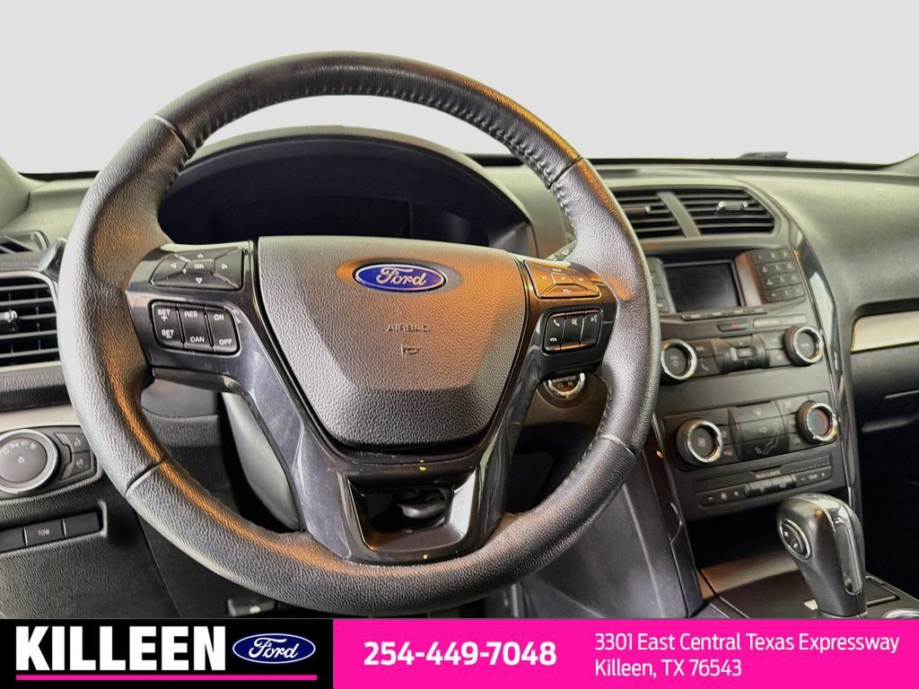 Used 2019 Ford Explorer XLT w/ Class III Trailer Tow Package FWD image 11