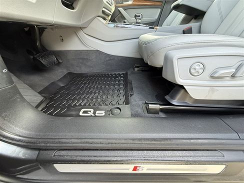 Used 2023 Audi Q5 2.0T Premium Plus w/ Premium Plus Package image 27