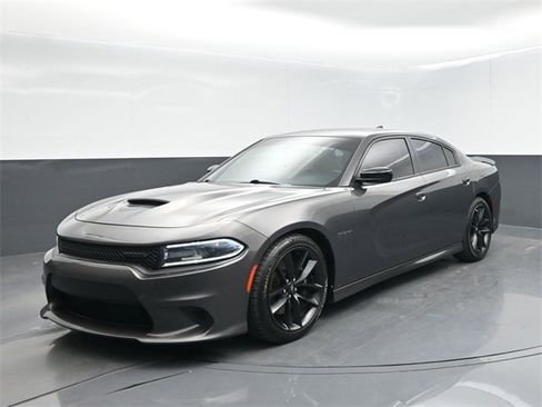 Used 2021 Dodge Charger R/T w/ Plus Group image 4