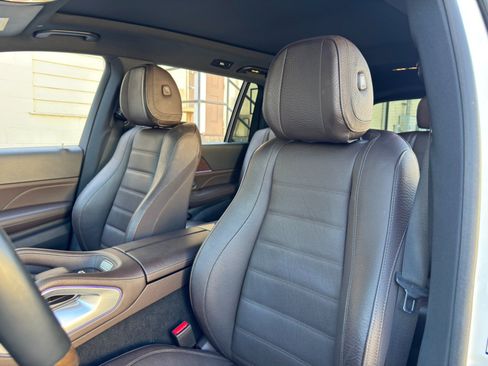 Used 2022 Mercedes-Benz GLS 580 4MATIC image 48