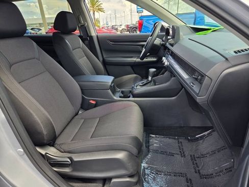 Used 2026 Honda CR-V LX image 18