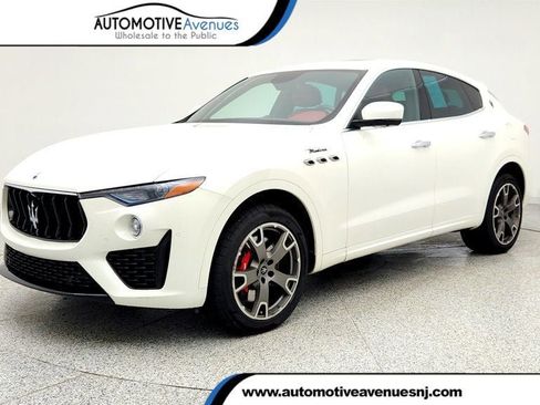 Used 2022 Maserati Levante Modena AWD/4WD image 1