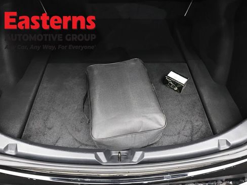 Used 2023 Tesla Model 3 Standard Range image 9