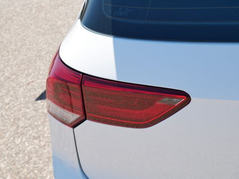 Used 2024 Volkswagen Golf R AWD/4WD image 17