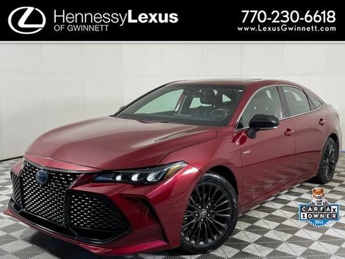Used 2020 Toyota Avalon XSE image 1