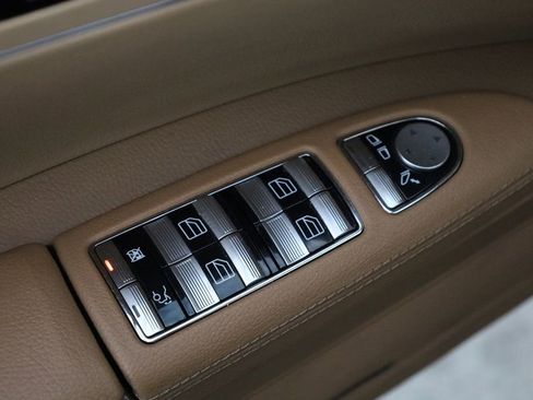 Used 2008 Mercedes-Benz S 550 image 31