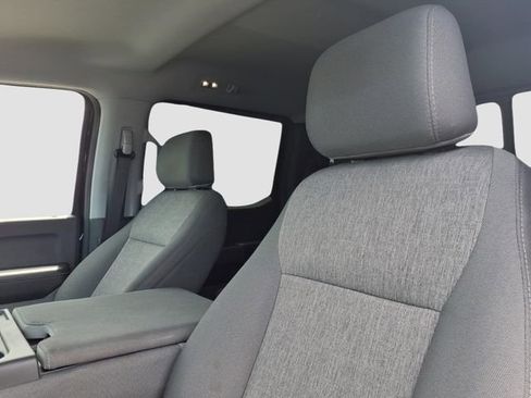 Used 2024 Ford F250 XL w/ STX Appearance Package AWD/4WD image 16