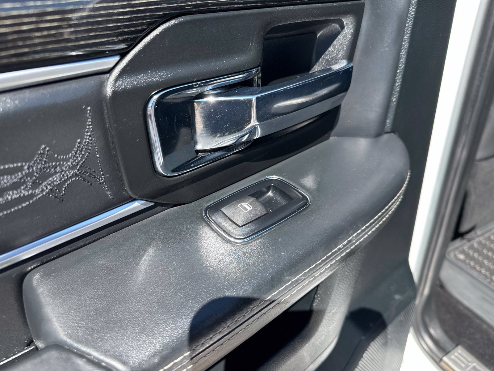 Used 2017 RAM 1500 Limited AWD/4WD image 31