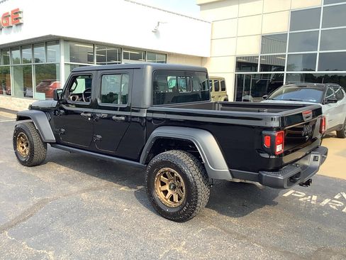 Certified 2023 Jeep Gladiator Sport AWD/4WD image 6