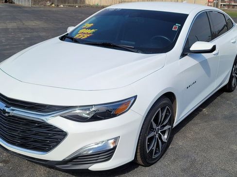 Used 2023 Chevrolet Malibu RS FWD image 3