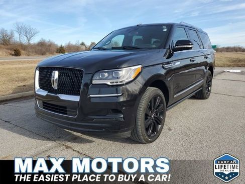 Used 2023 Lincoln Navigator Reserve AWD/4WD image 13