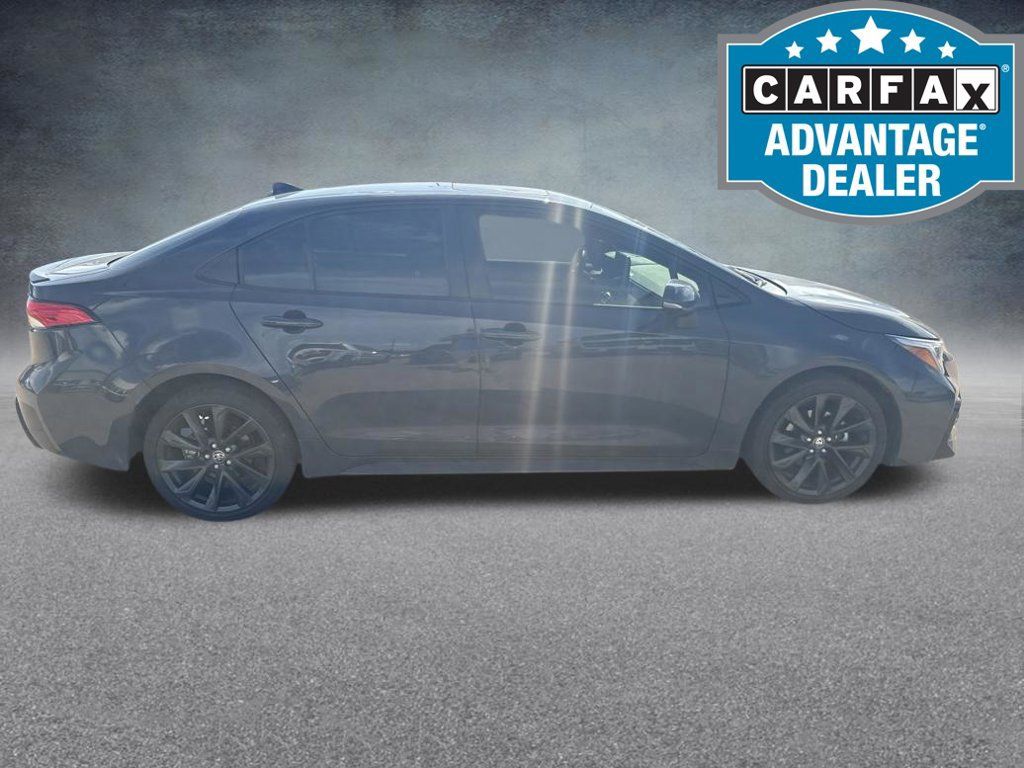 Used 2025 Toyota Corolla LE FWD image 1