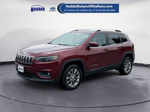 Used 2019 Jeep Cherokee Latitude Plus w/ Cold Weather Group AWD/4WD image 1