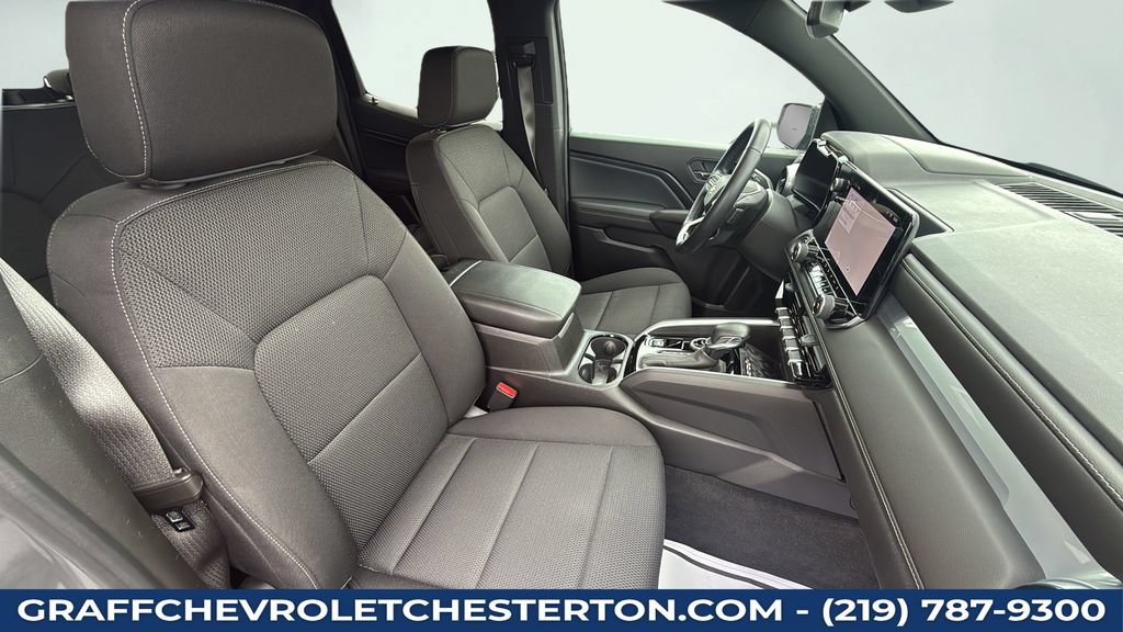Used 2024 Chevrolet Colorado LT w/ LT Convenience Package II AWD/4WD image 35