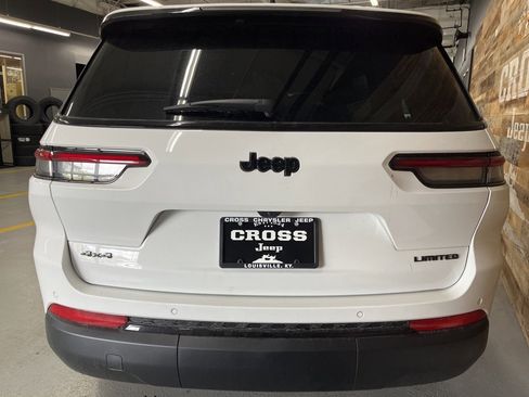 New 2025 Jeep Grand Cherokee L Limited w/ Black Appearance Package image 23
